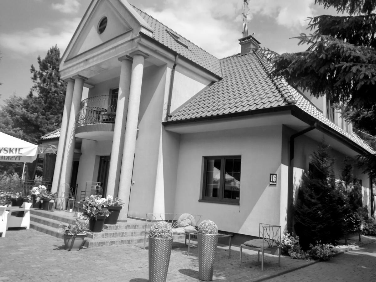 Korab Wiselka & Spa Hotel Exterior photo